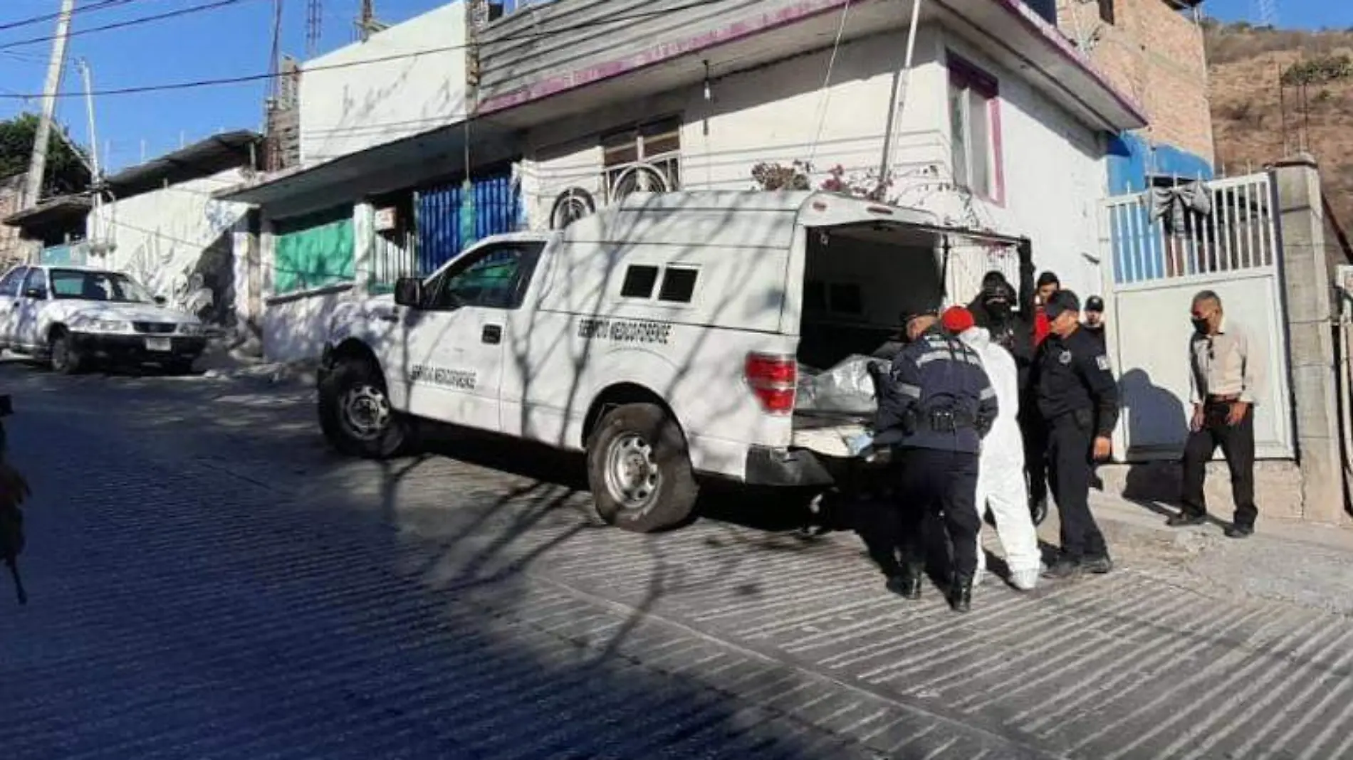 mujer apuñala a hombre en defensa propia